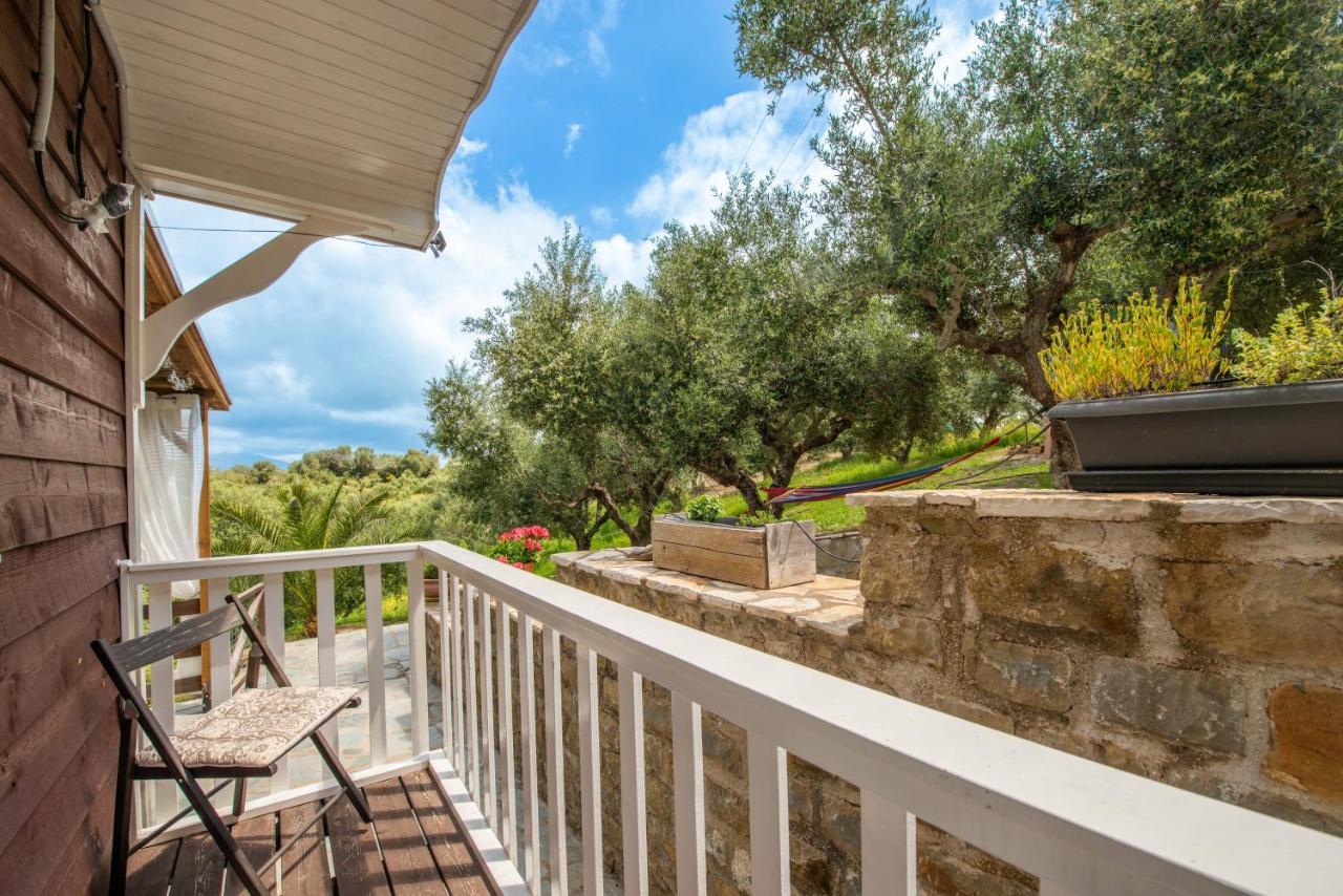 Hakuna Matata Holidays Wooden Lodge With Airco & Pool In Greek Olive Grove Methoni (Messenia) Exterior foto